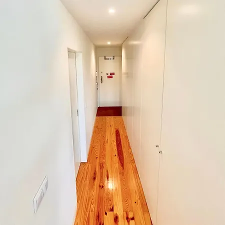 아파트 Cozy In The Heart Of 포르투